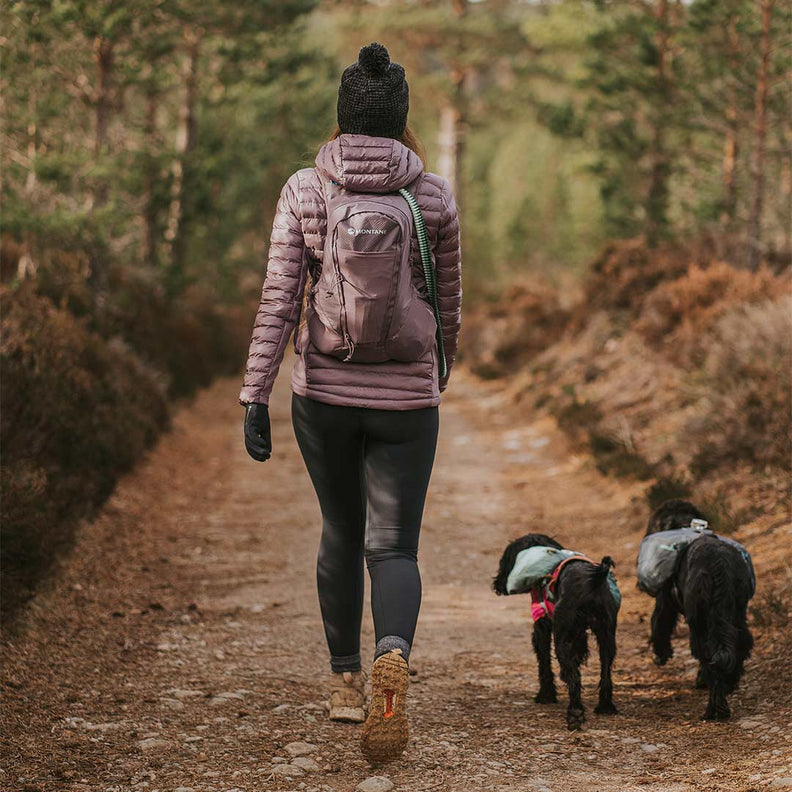 @roamingwithroshe - Siobhan's Hiking Kit